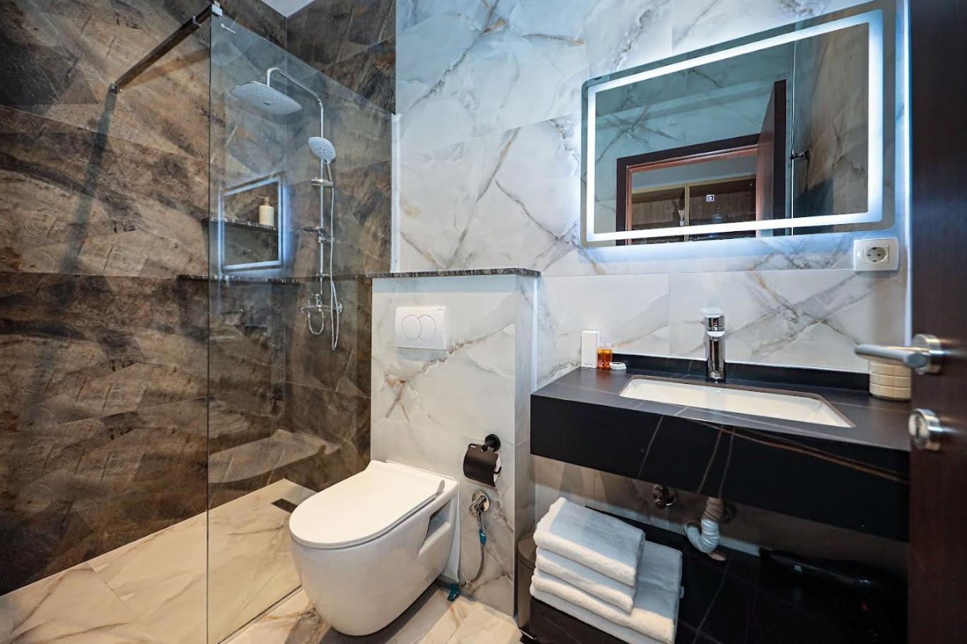 Hotel Prive Peje Luaran gambar