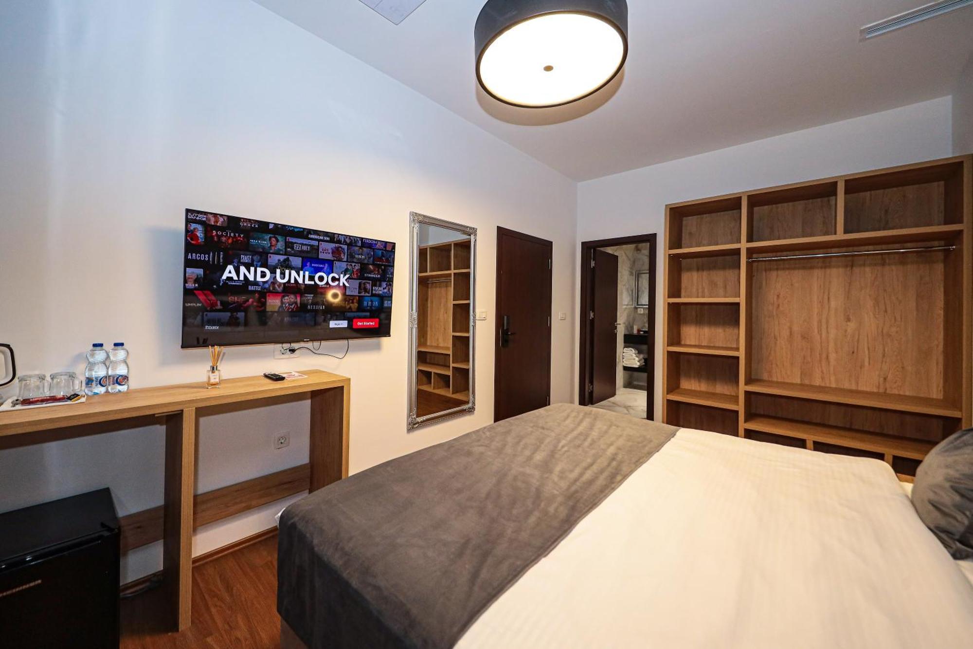 Hotel Prive Peje Luaran gambar