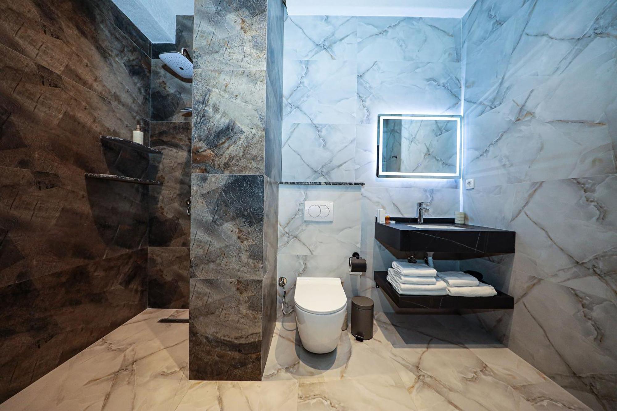 Hotel Prive Peje Luaran gambar