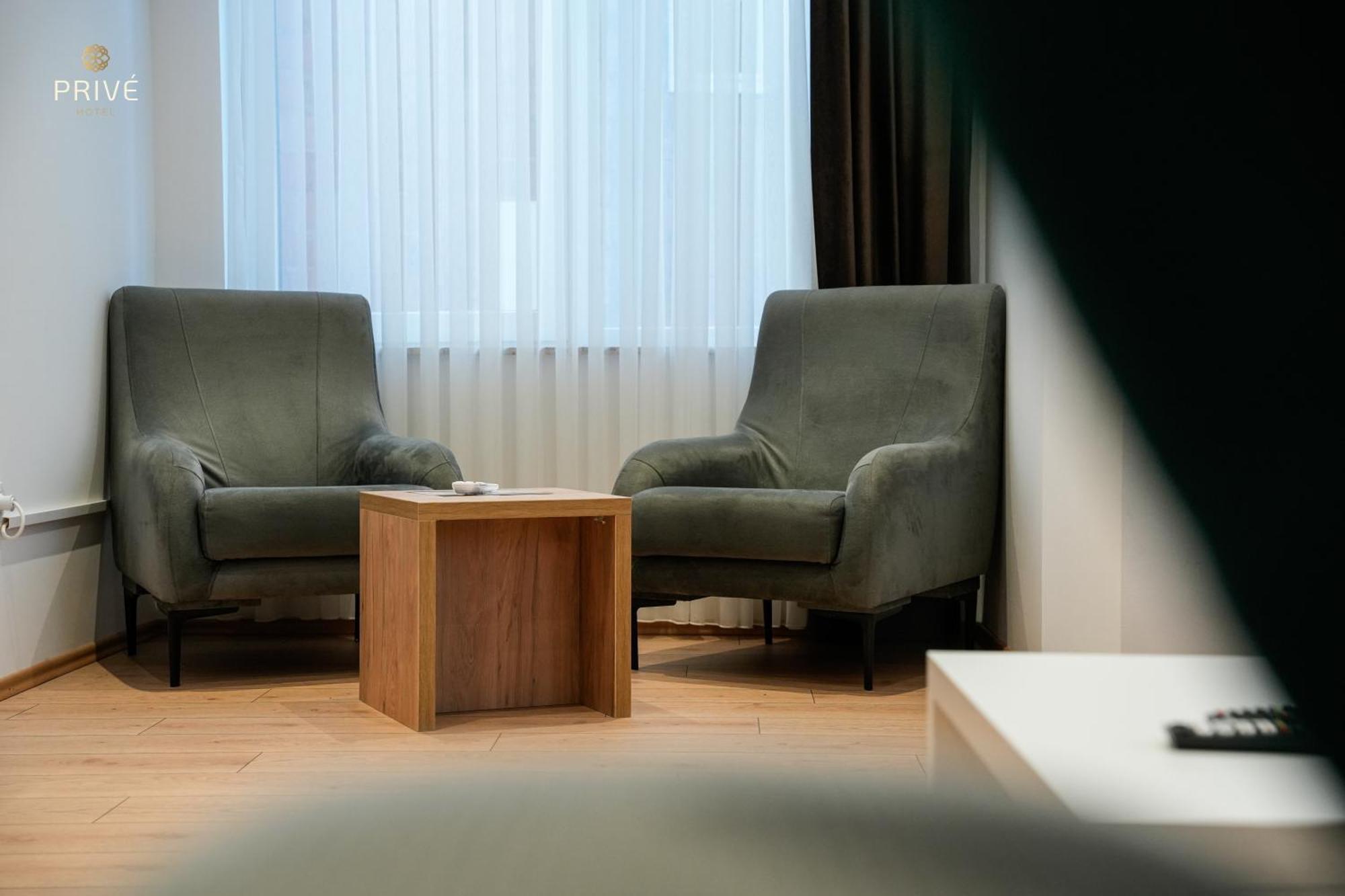 Hotel Prive Peje Luaran gambar