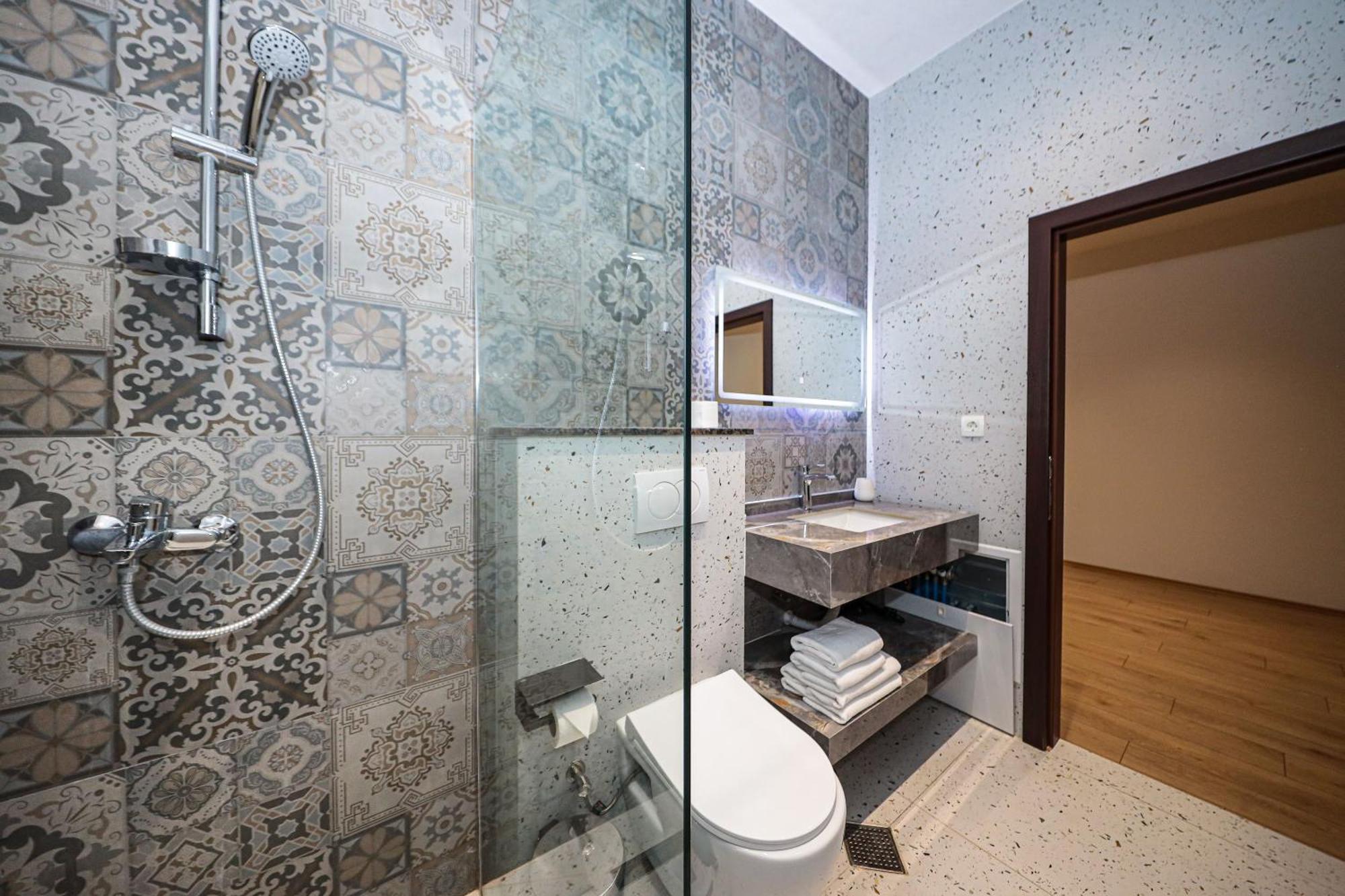 Hotel Prive Peje Luaran gambar