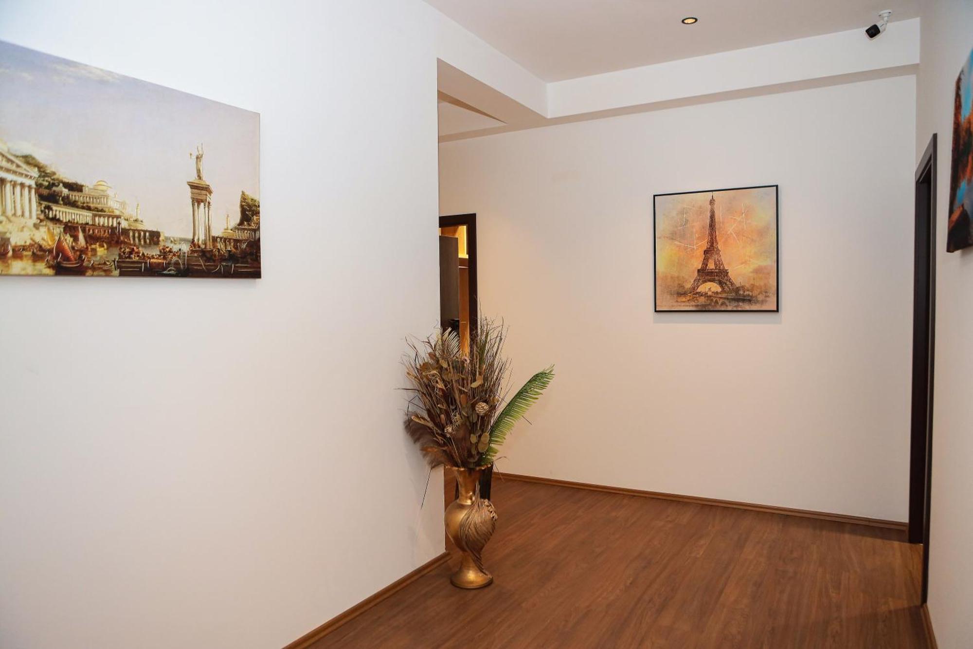 Hotel Prive Peje Luaran gambar