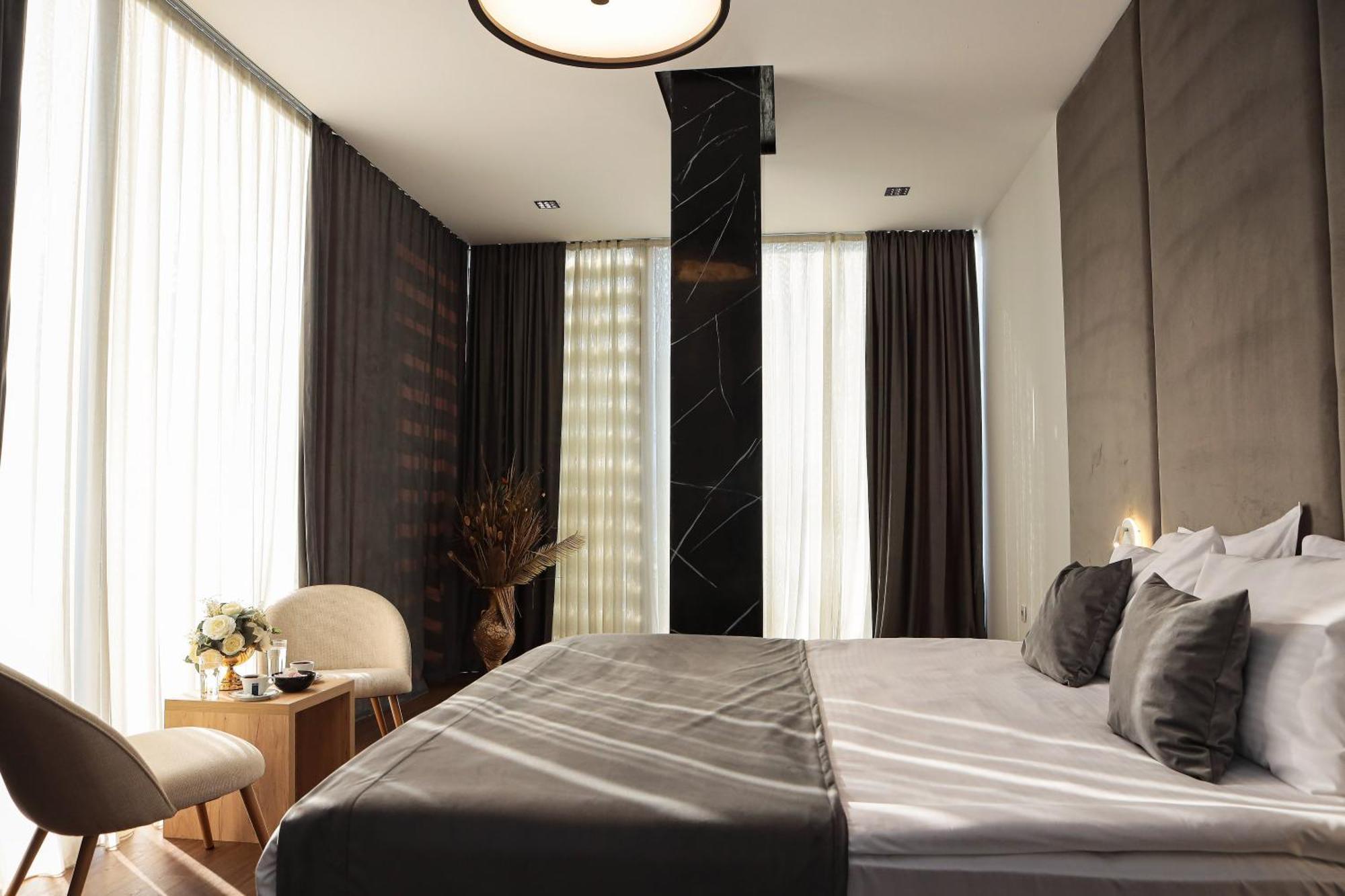Hotel Prive Peje Luaran gambar