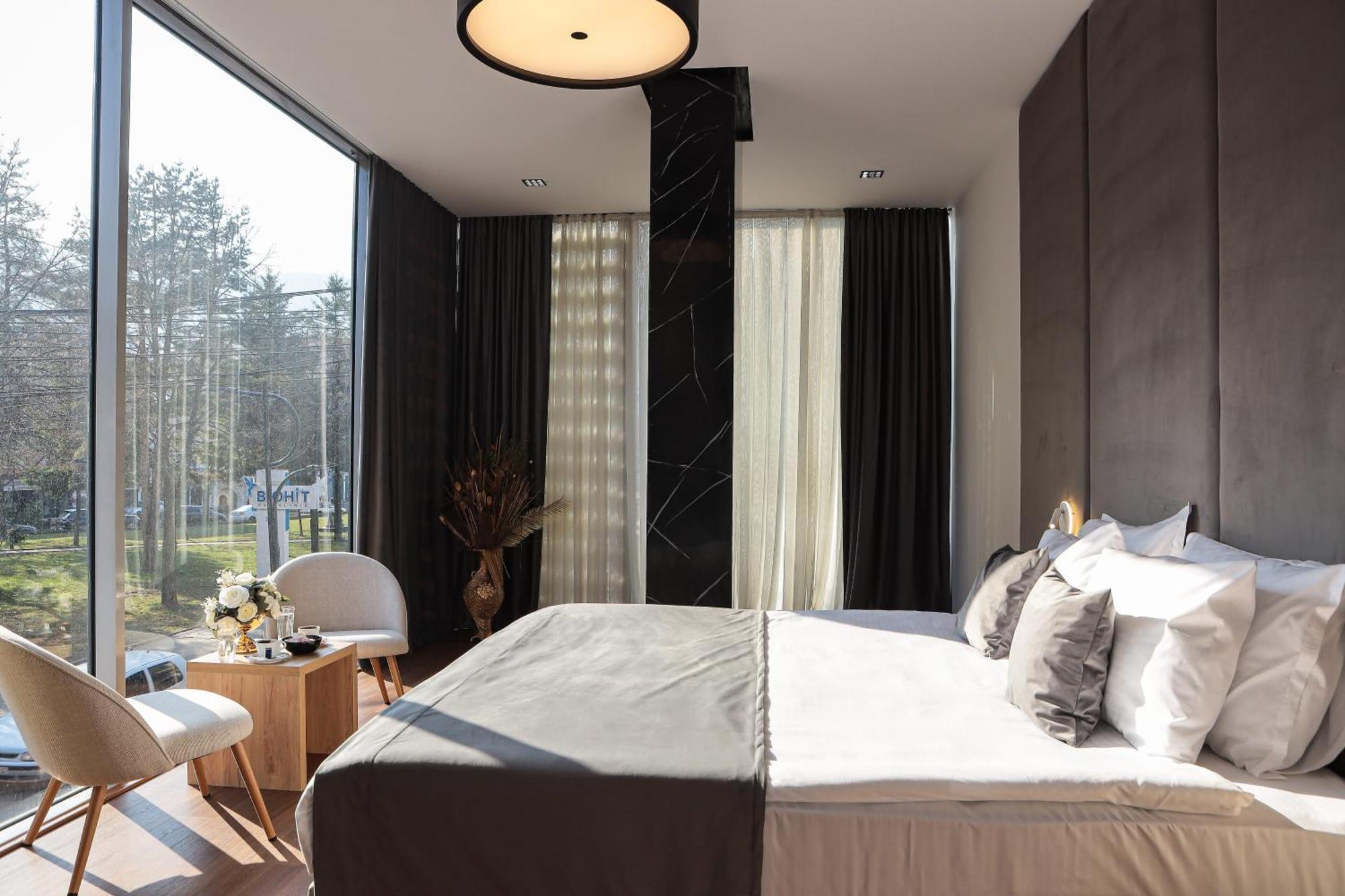 Hotel Prive Peje Luaran gambar