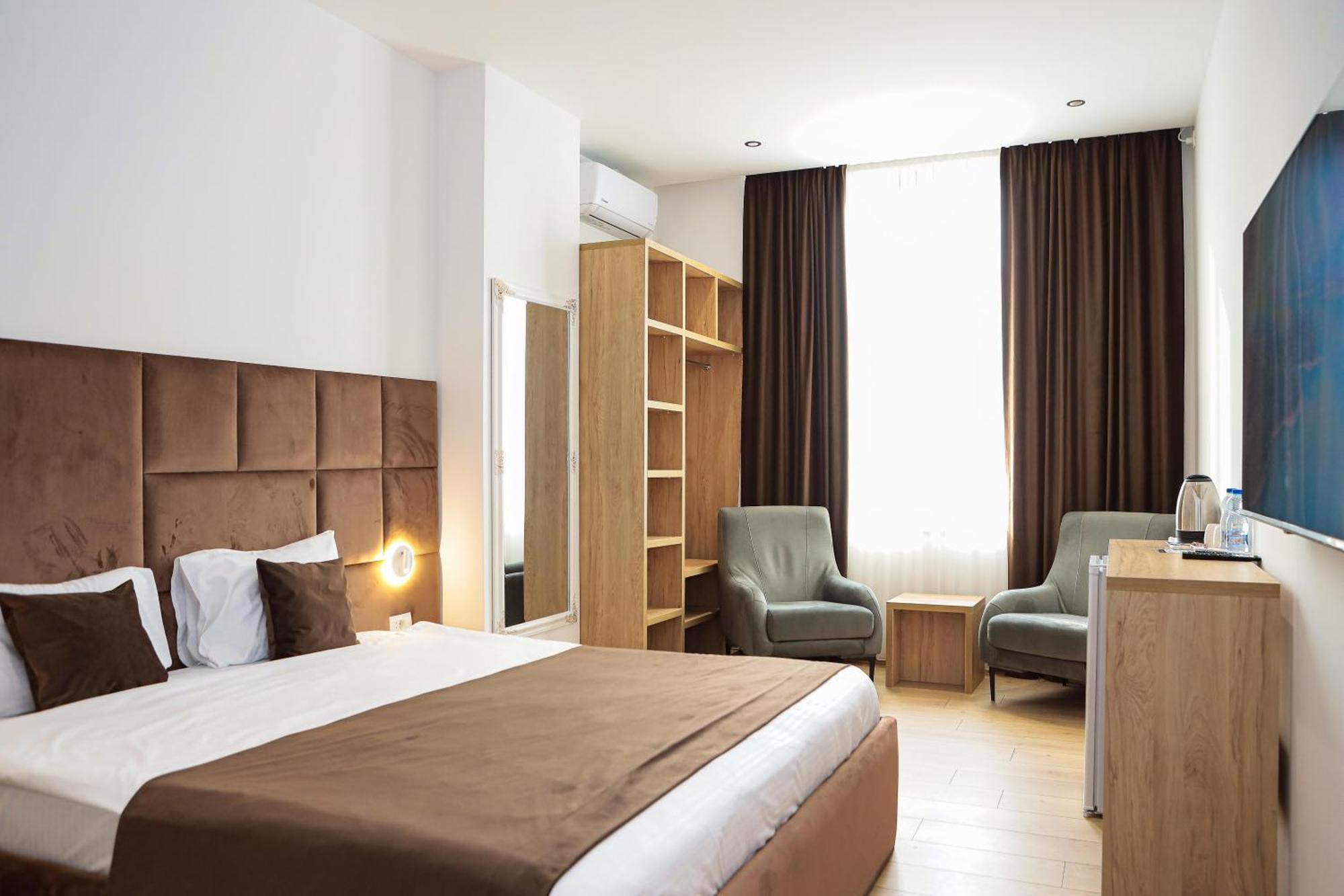 Hotel Prive Peje Luaran gambar